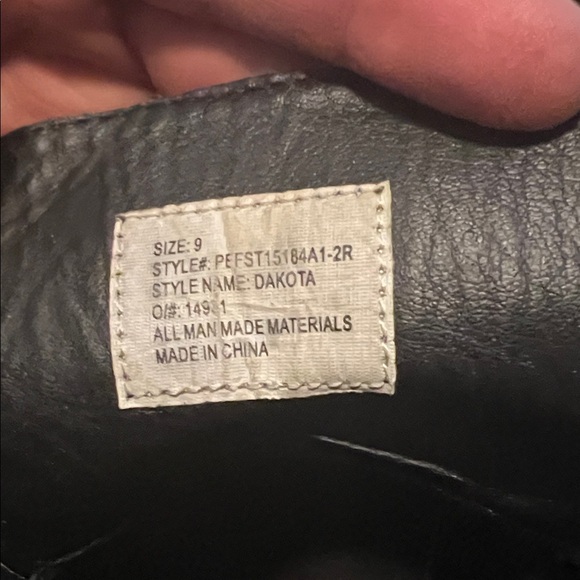 Men's Perry Elis Portfolio Black Leather Boots - Picture 5 of 7